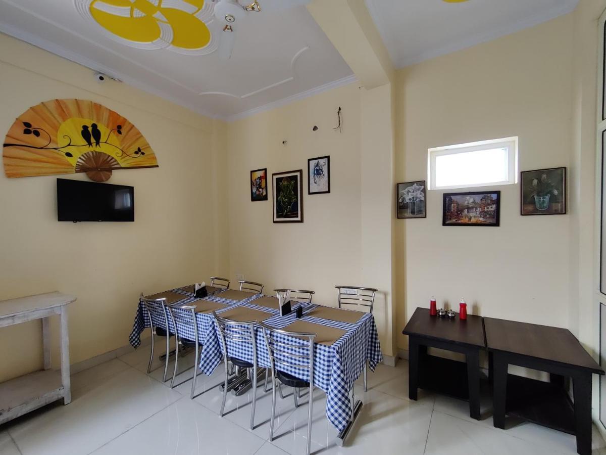 Ubex Home Rishīkesh Esterno foto
