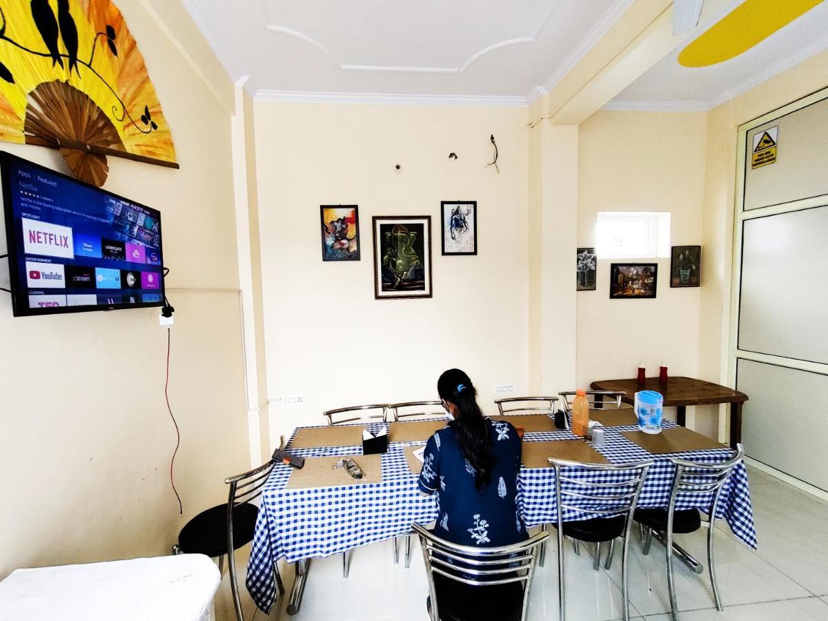 Ubex Home Rishīkesh Esterno foto