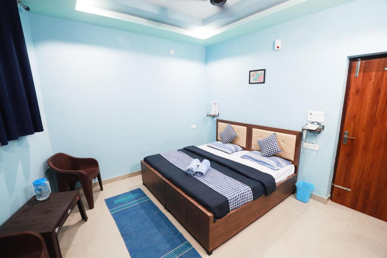 Ubex Home Rishīkesh Esterno foto